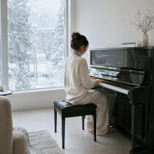Paper Snow: Minimalist Piano